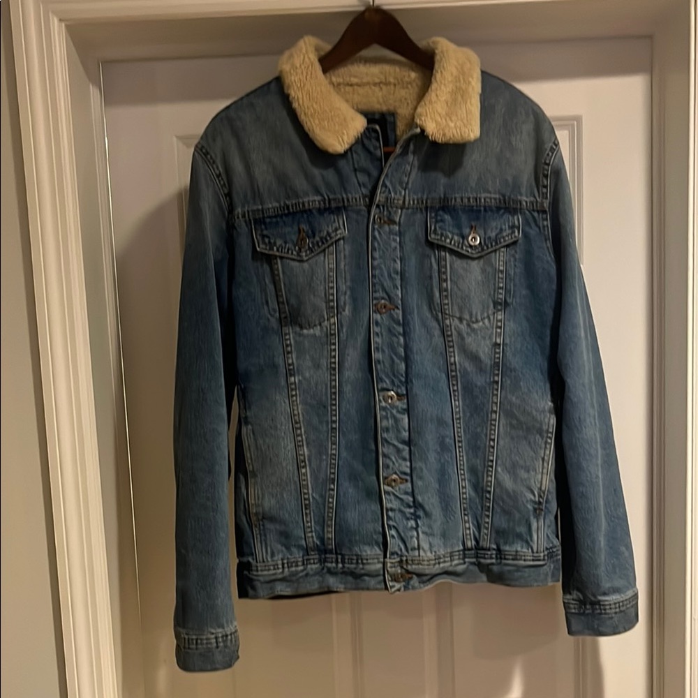 Zara Blue Denim Jacket Lightweight & Shirt Jackets